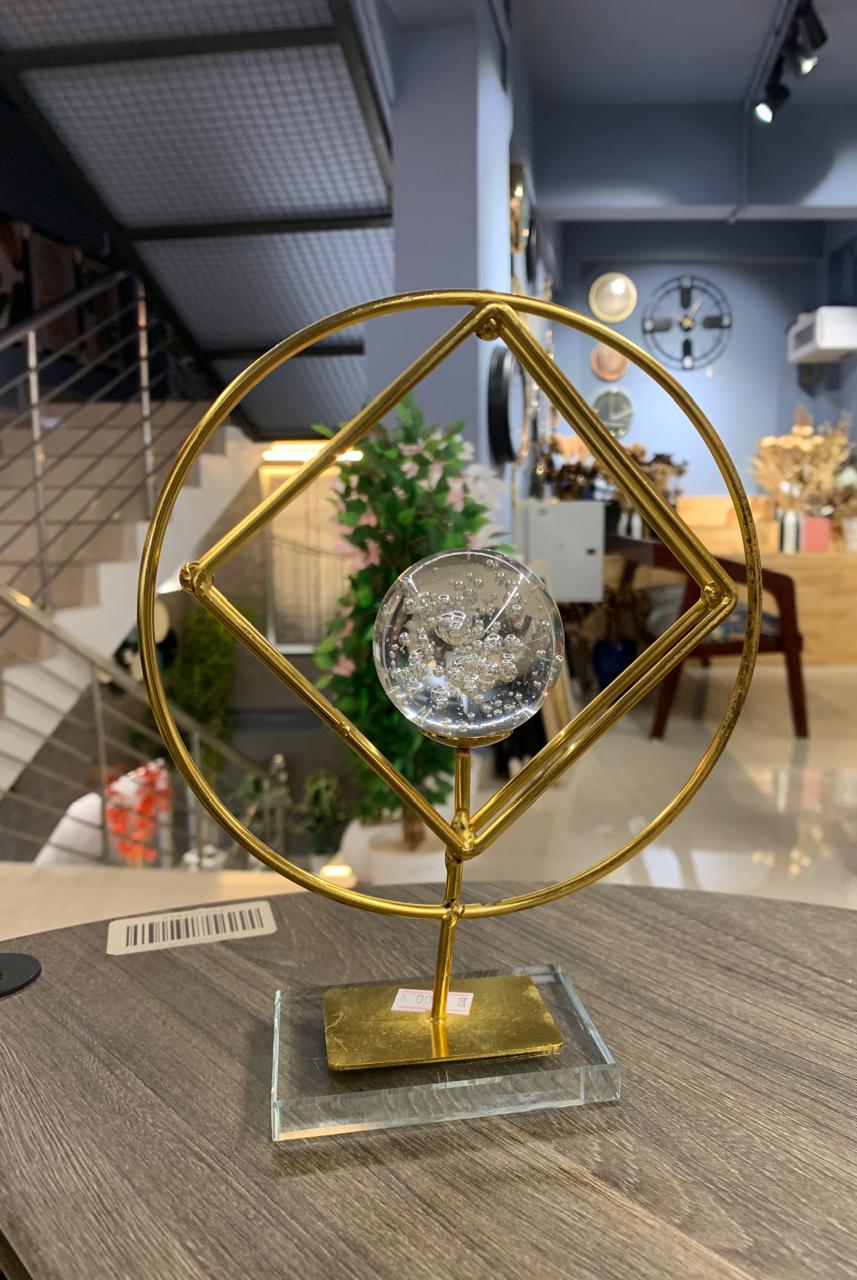 ACCENTS METAL SHOWPIECE-G0902