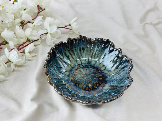 Accents 6" Metallic Green Flower bowl