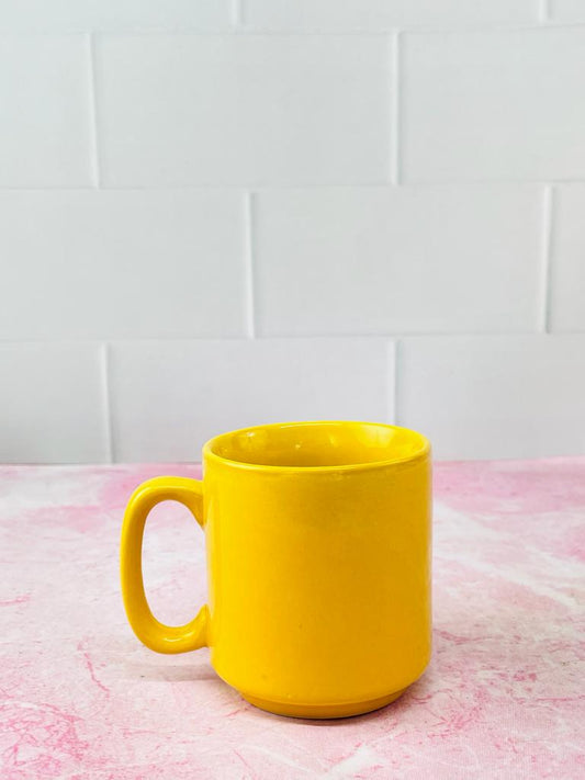 Accents H3.5" D4.5"  Accents yellow colour mug