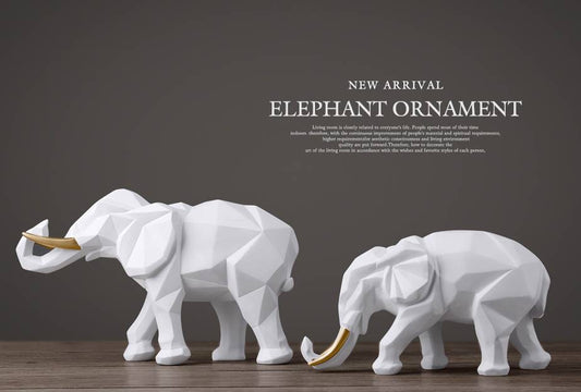 Accents Elephant figuring Set of 2 sculpture (White)