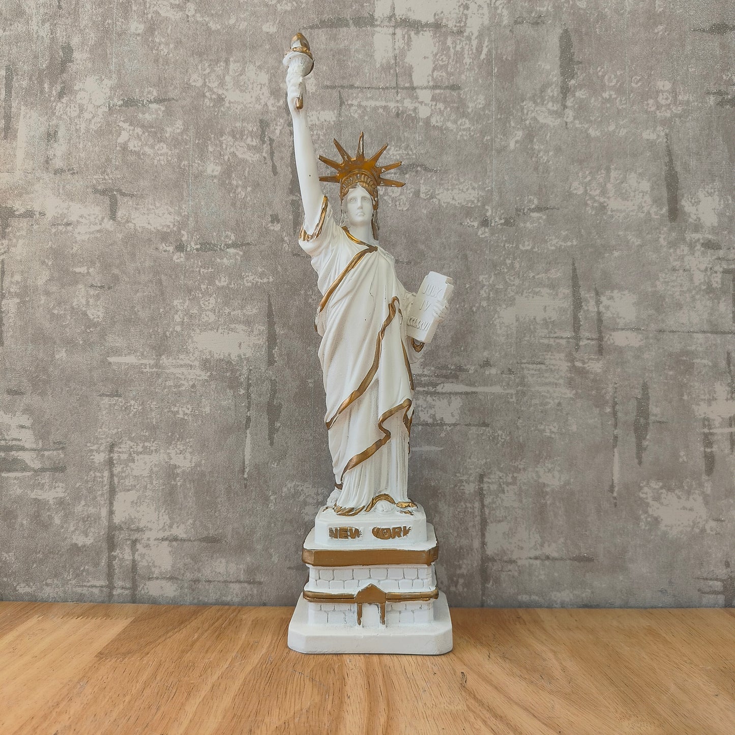 Accents Statue of Liberty Metal Model for Home Decor