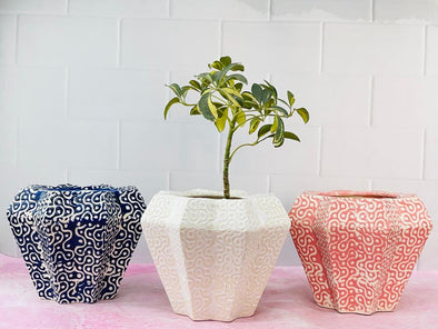 Accents - Ceramic Pot (H7'' D9'')