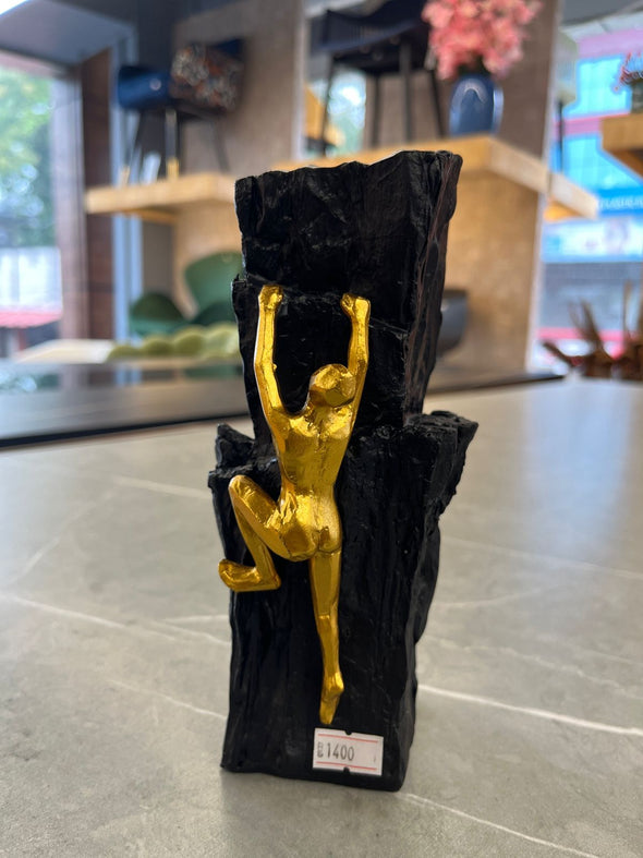 ACCENTS VASE-MAN HILL CLIMB-BLACK