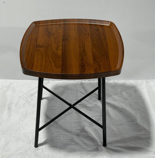 ACCENTS CENTER TABLE-Z054