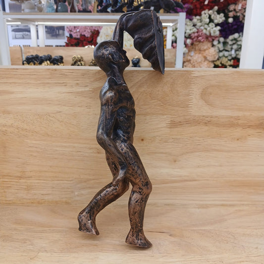 ACCENTS CLIMBING MAN ON ROCK