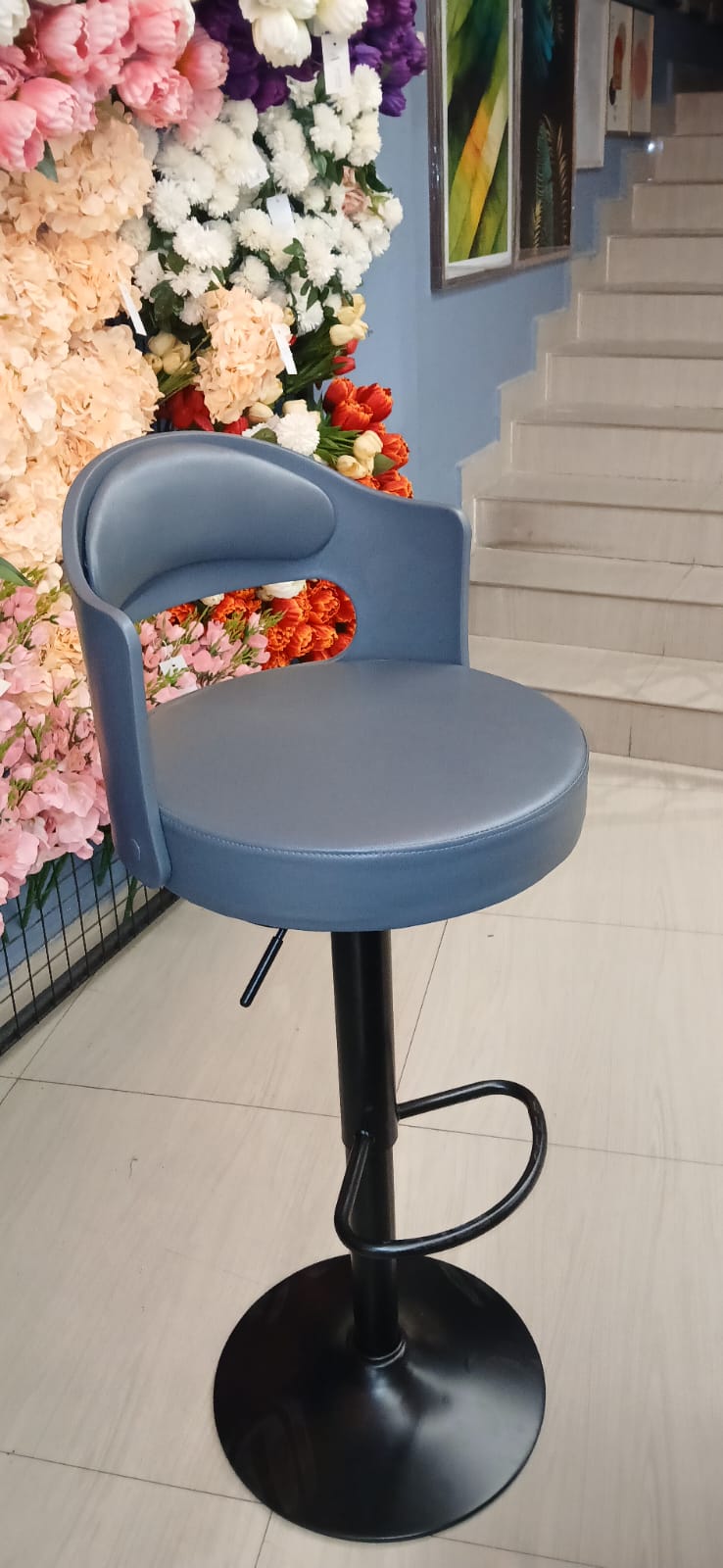 ACCENTS BAR STOOL-GREY