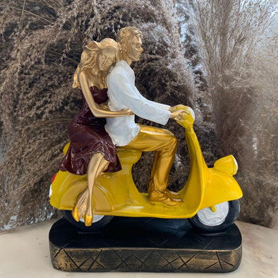 SCOOTER COUPLE